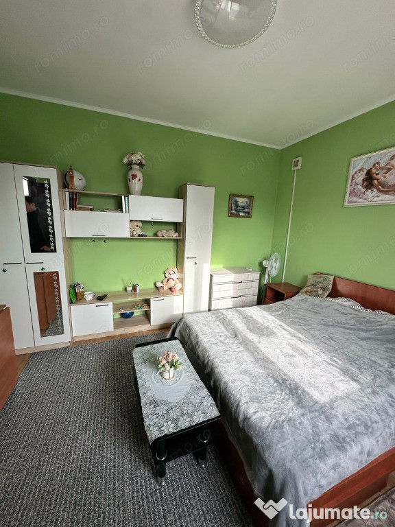 Garsoniera zona 13 Septembrie