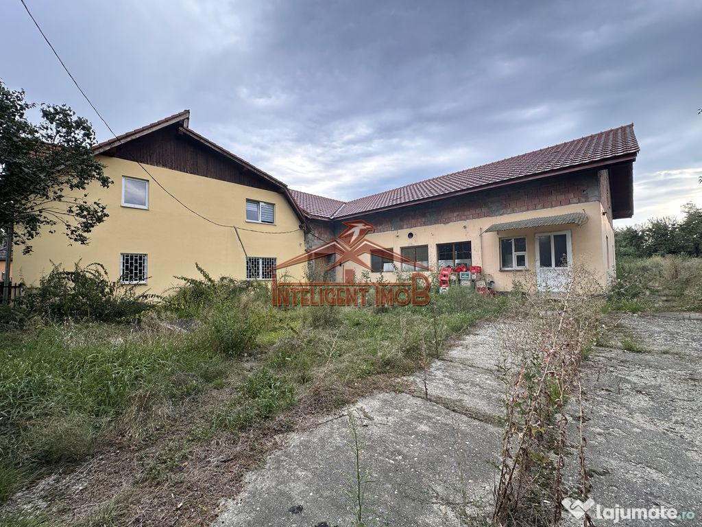 Casă de vânzare în Beclean Jud. Brașov pretabilă/inv...