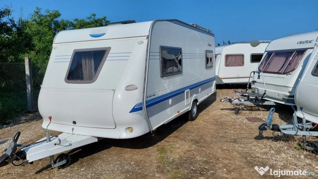 Rulota Hobby 495 din 2005(2010) cu mover si panou solar