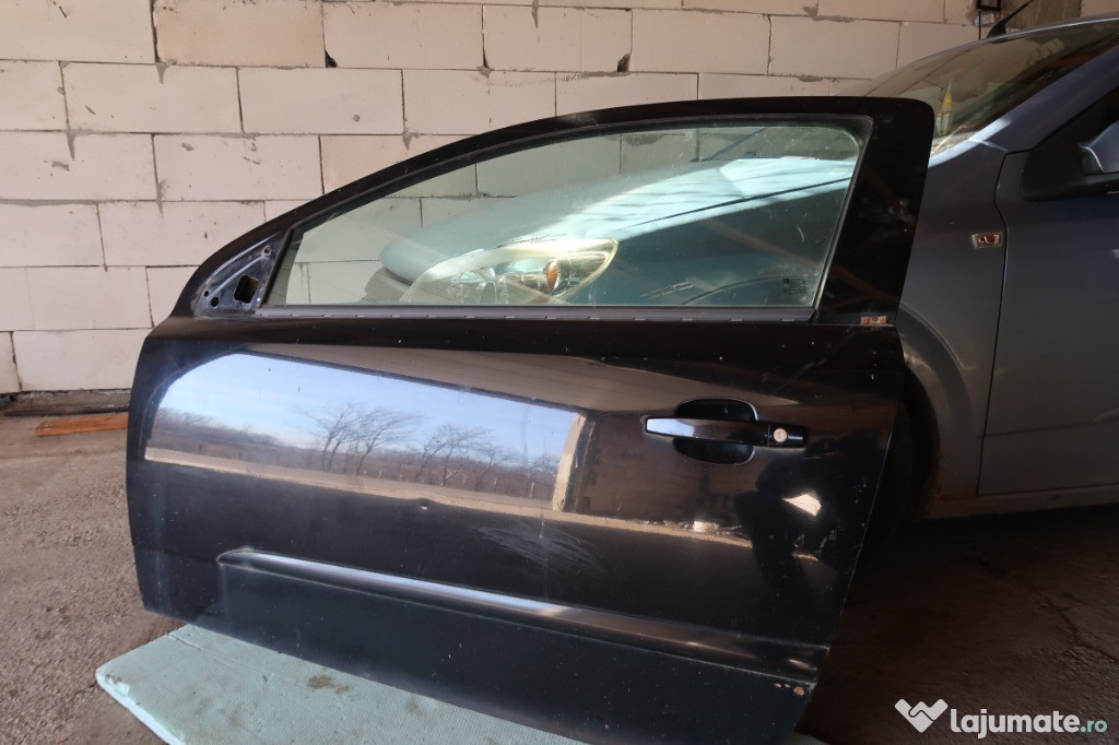 Usa opel astra h gtc stanga