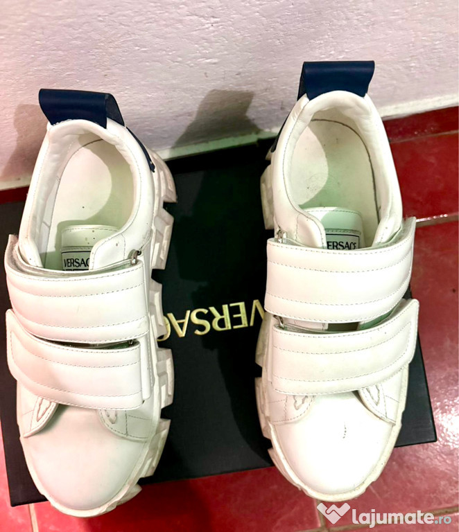 Pantofi sport bărbați Versace stare foarte bună