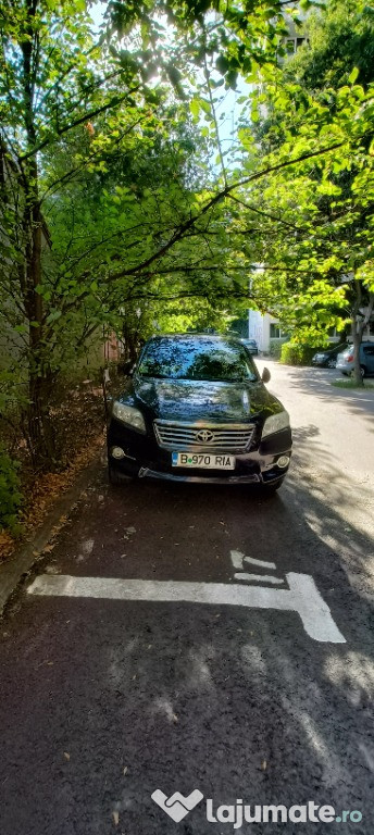 Toyota RAV4, 2.2, facelift, an 2012,diesel, 4x4 ,cutie manuală. 8000 €