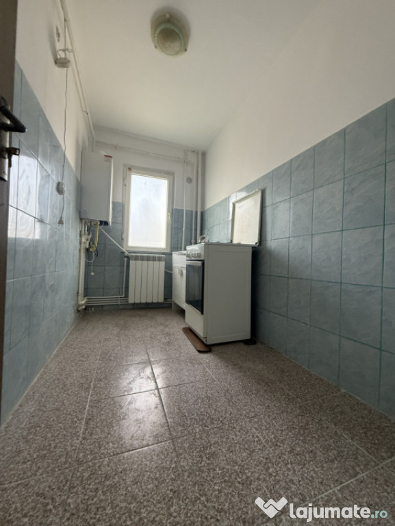 Vest - 2 camere, etaj 2, centrala gaz