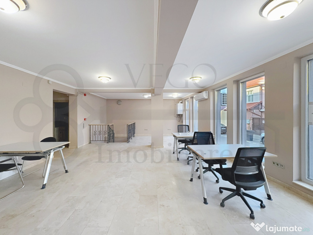 Spatiu de birou - 85 mp, 2 garaje, Central - zona Clinicilor