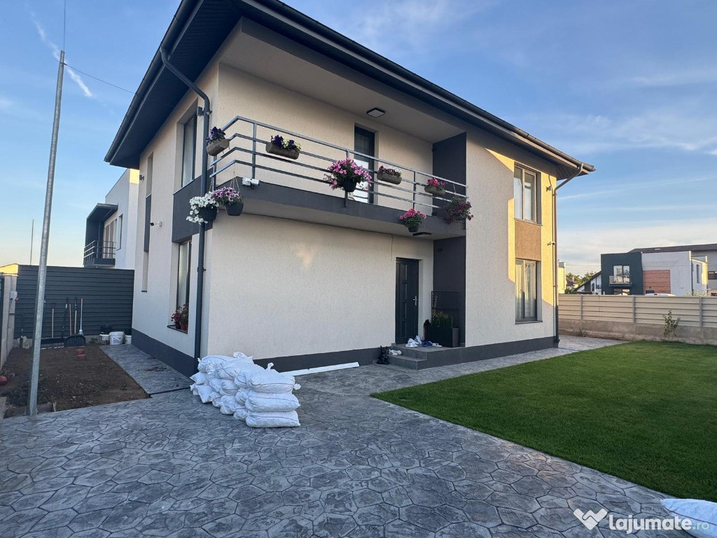 Casa individuala P+1E || 5 camere 3 bai || teren 300mp