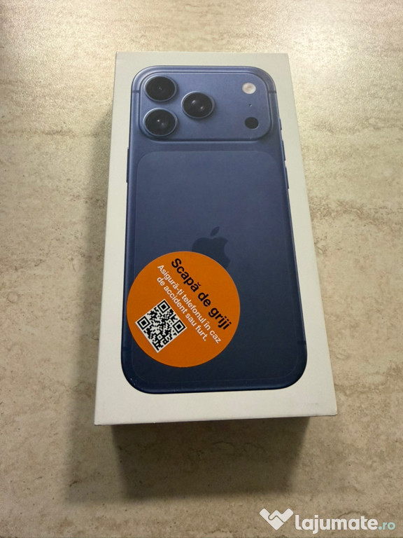 IPhone 17 pro 256 gb deep blue