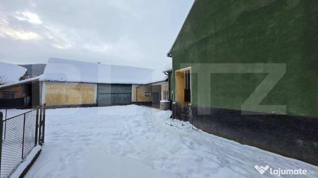 Casă cu teren 32 ari – Viile Tecii, la 30 km de Bistrița