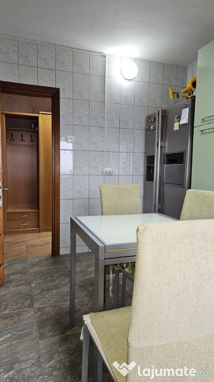 Vanzare apartament 3 camere decomandat, Vlad Tepes, 2 bai, 82 mp, et.5
