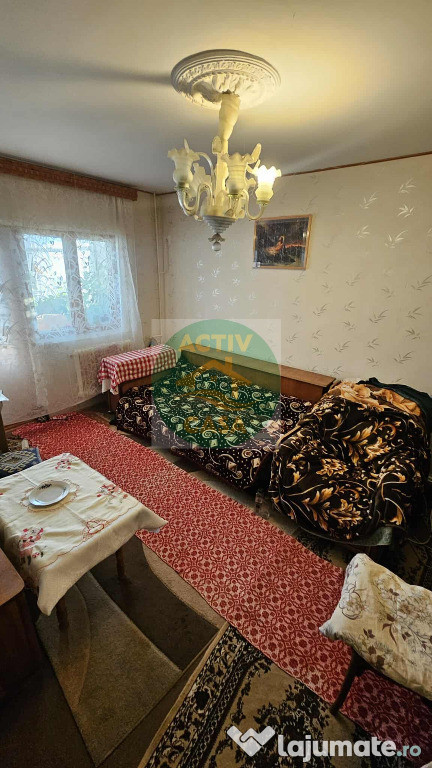 Apartament 2 camere si 2 balcoane, centru