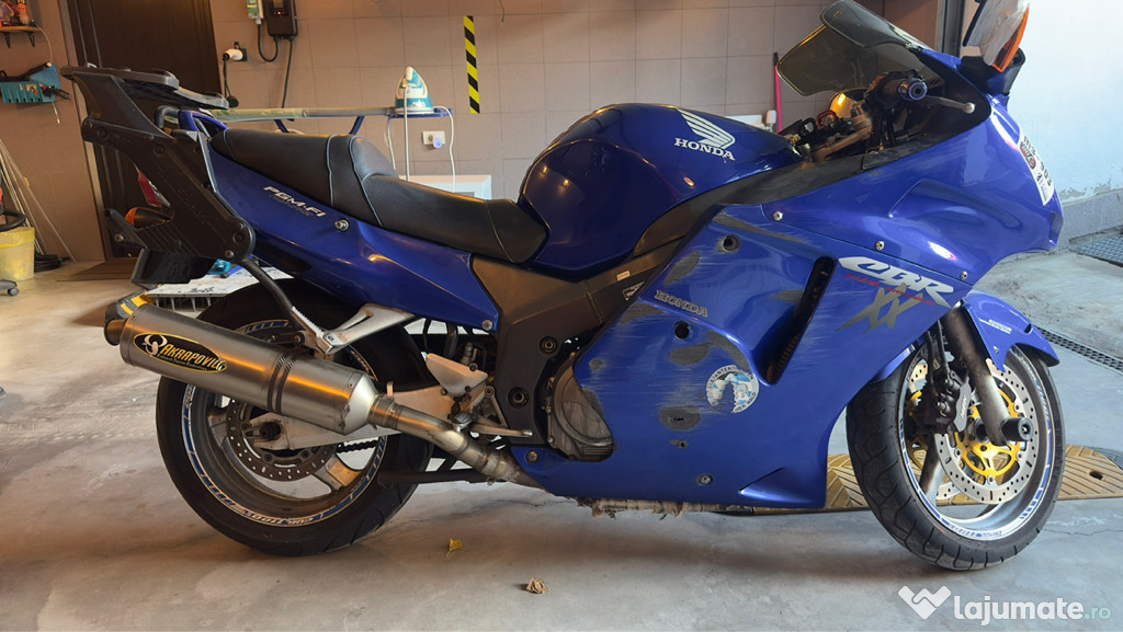 Honda CBR 1100XX Super Blackbird