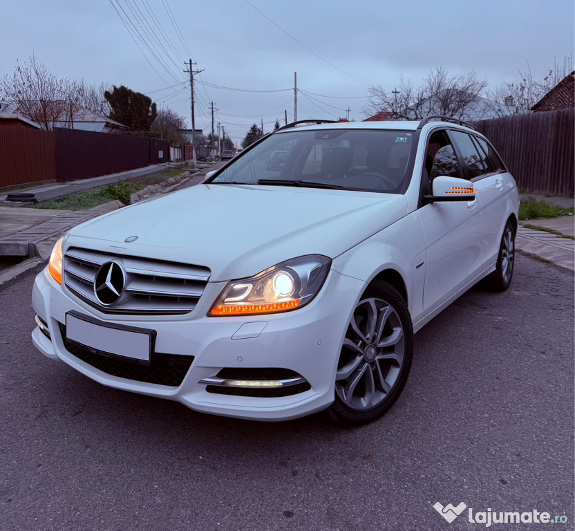 Mercedes C200 W204 // Facelift // 2012 // Full LED //