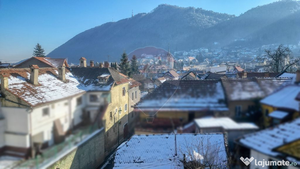 De vânzare – Casă veche cu potențial, Scheii Brașov...