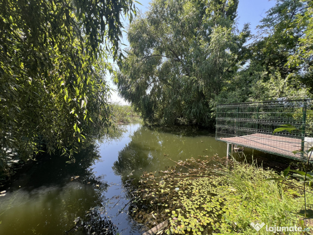 Teren Manastirea Snagov. Deschidere lac 22 m. Front stradal