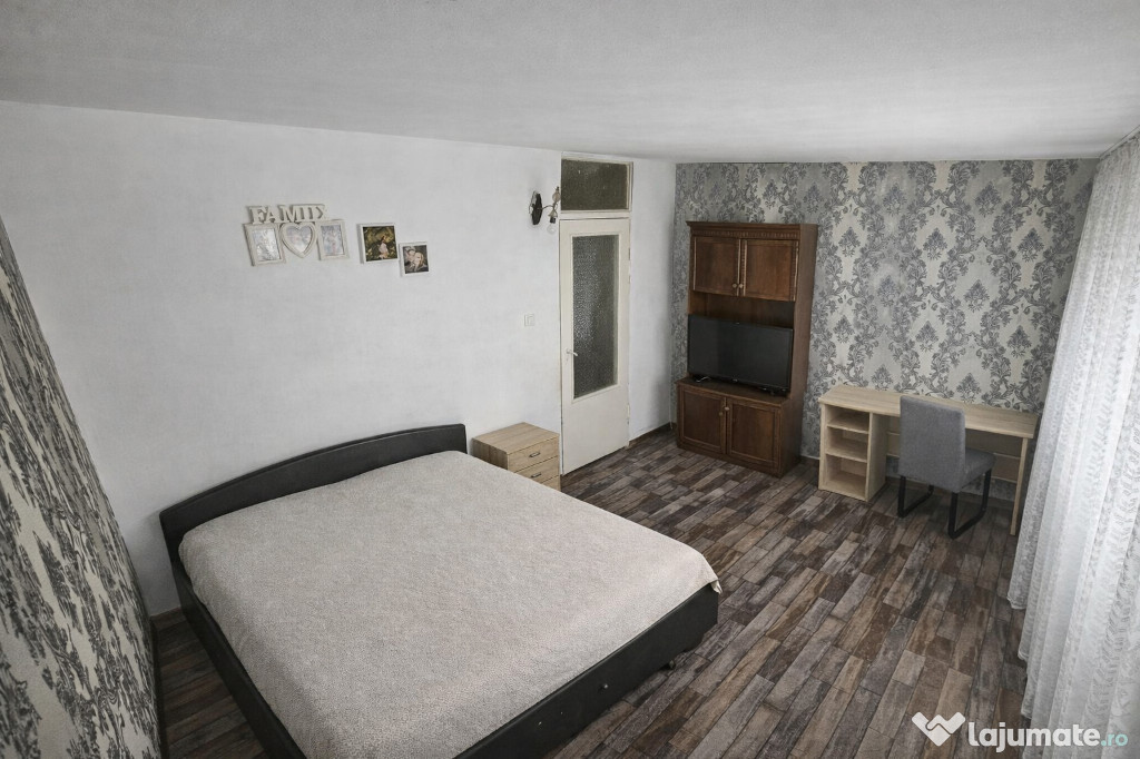 Vând URGENT apartament 2 camere Oradea