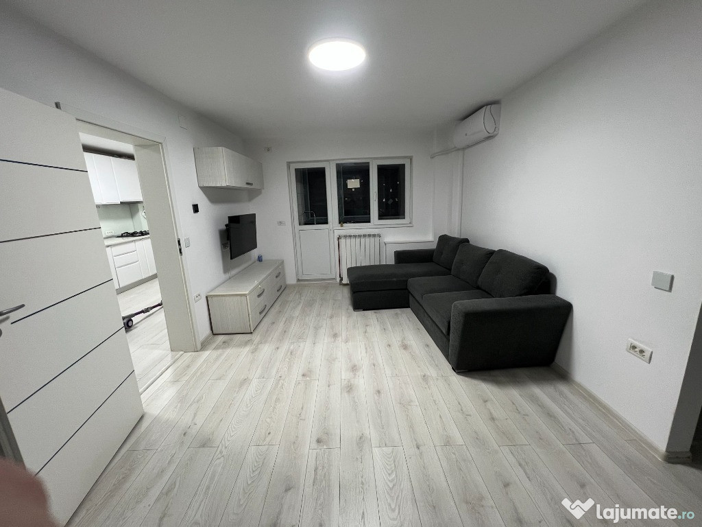 Inchiriez Apartament 2 camere 50mp, loc parcare