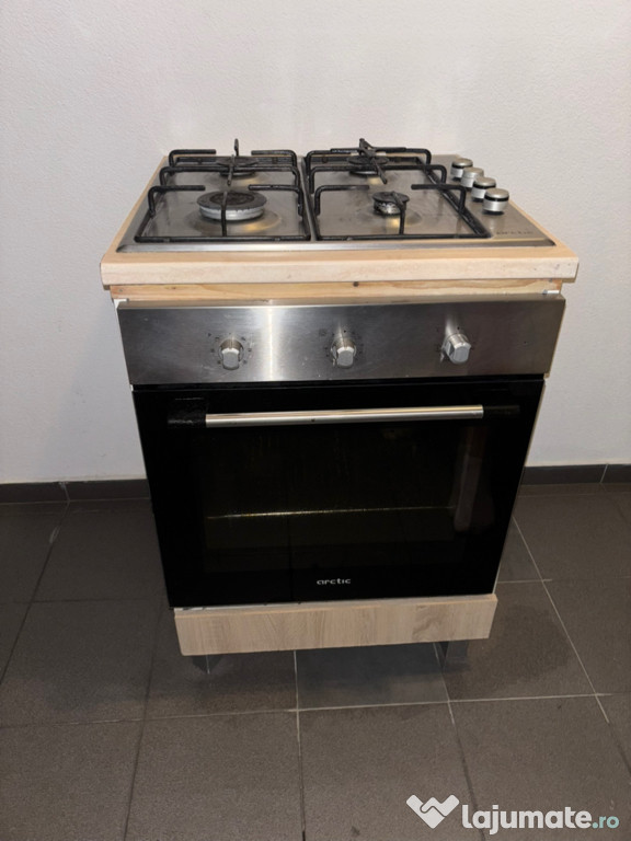 Cuptor plus plită incorporabile Arctic