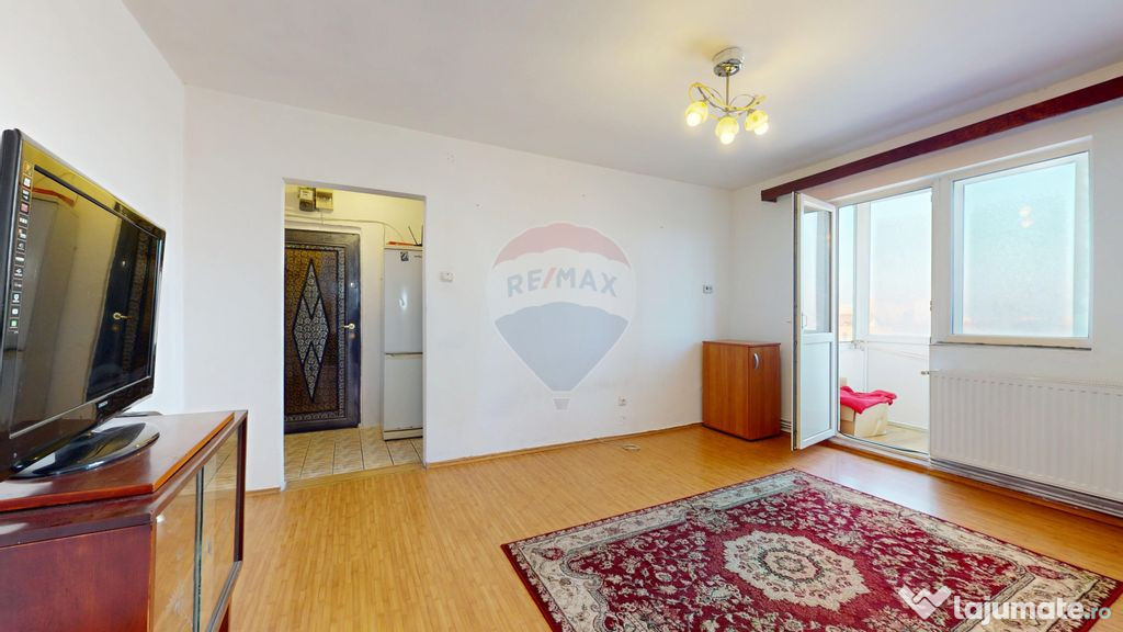 Apartament 2 camere, cochet, etaj 3, balcon, zona ITC, Br...