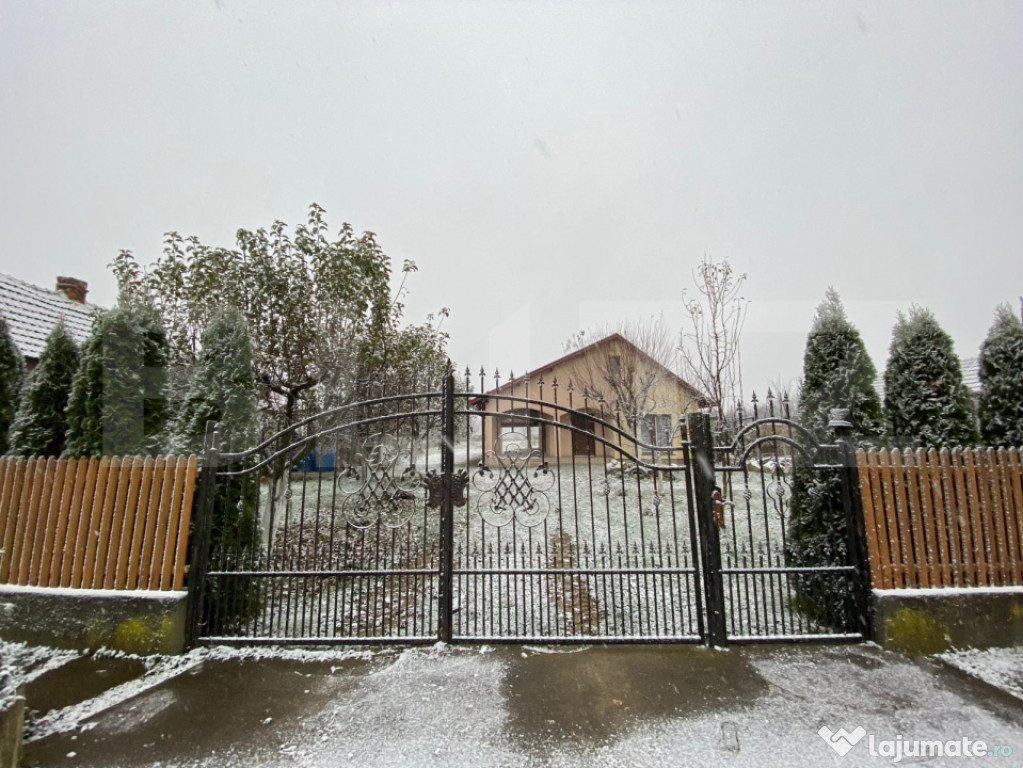 EXCLUSIVITATE Casă modernă cu teren generos, aproape de p?