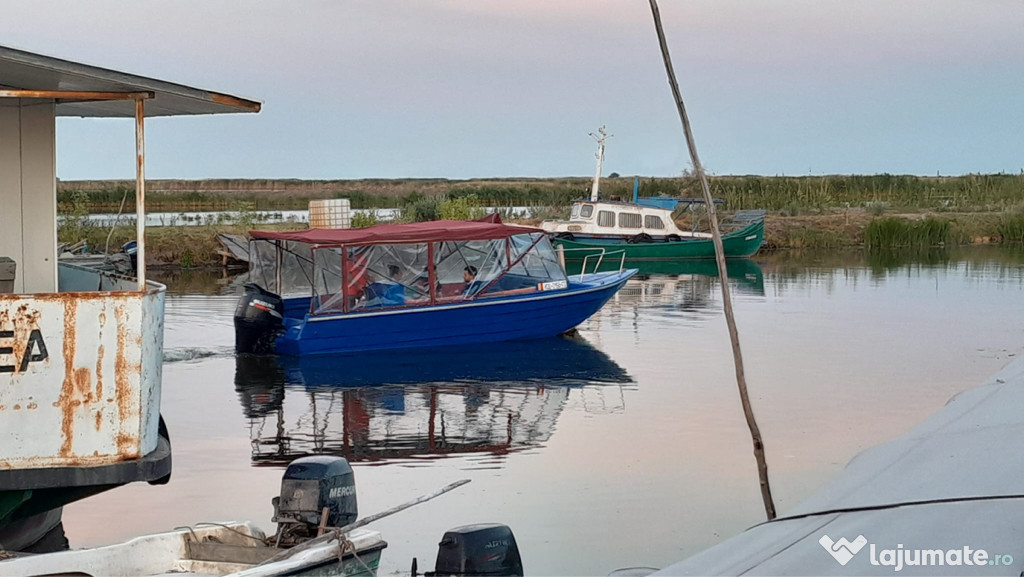 Ambarcațiune agrement