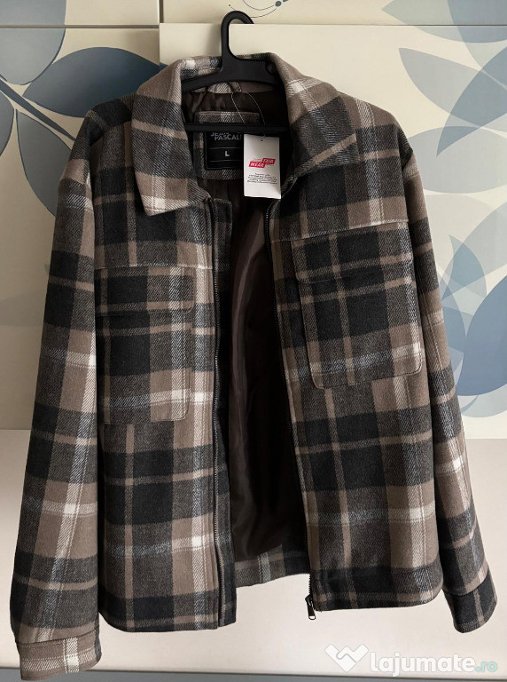 Vand achetă - Design alb-gri - Bej