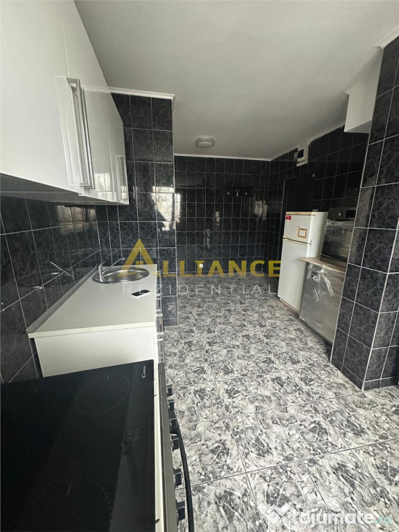 Apartament 3 camere Huedin