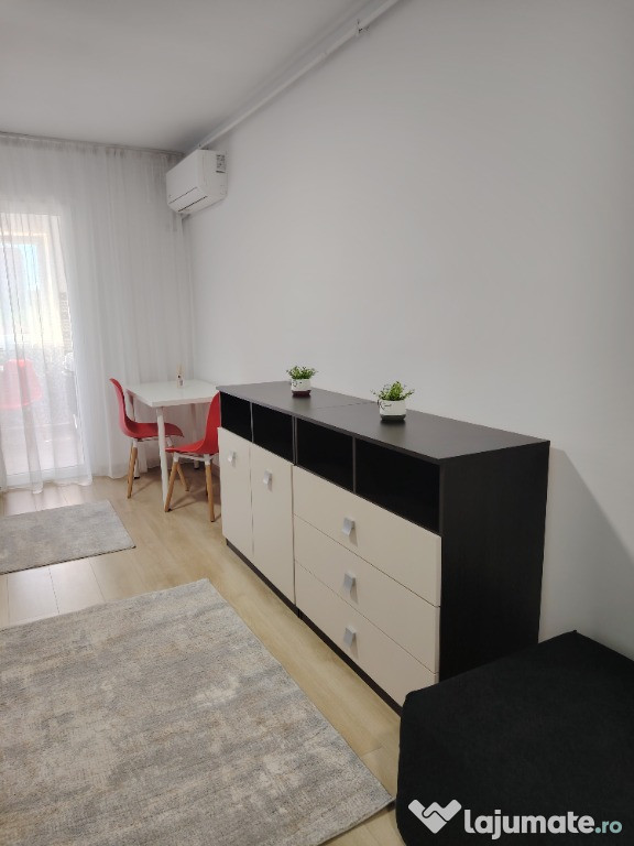 Închiriere garsonieră