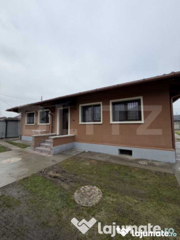 Casa P+beci, 1644 mp teren, 2 garaje, Pielesti