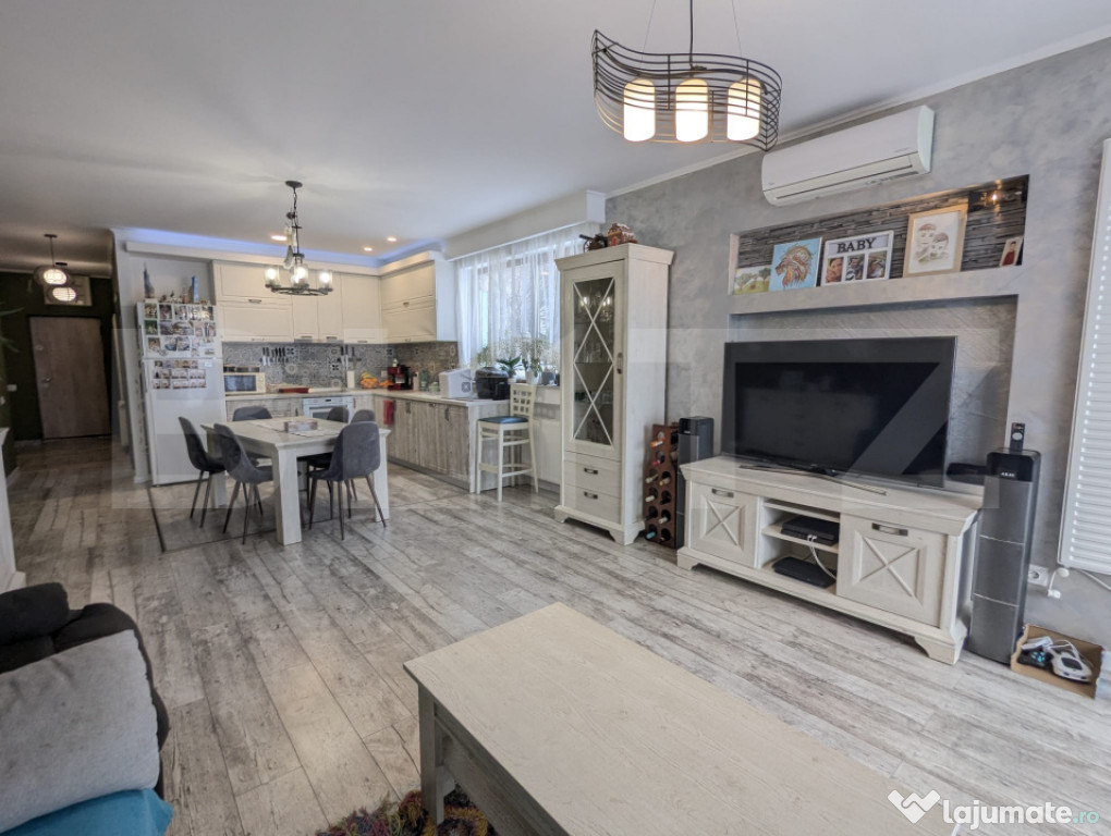 Apartament 3 camere 100 mp, terasa panoramica 55 mp, Grigore