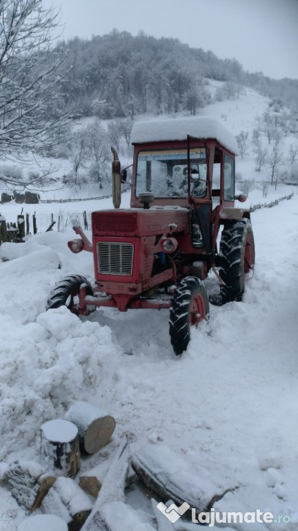 Tractor u 650