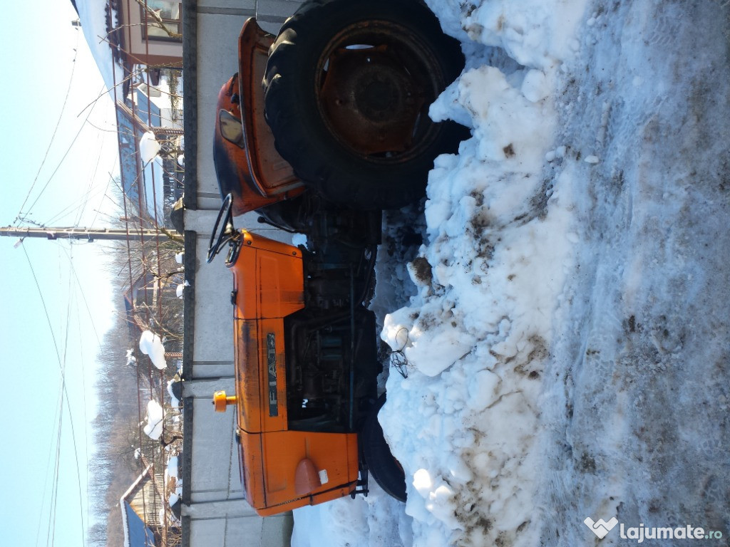 Tractor 415