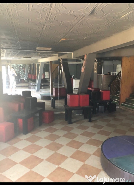 Spațiu comercial (bar) zona centrala