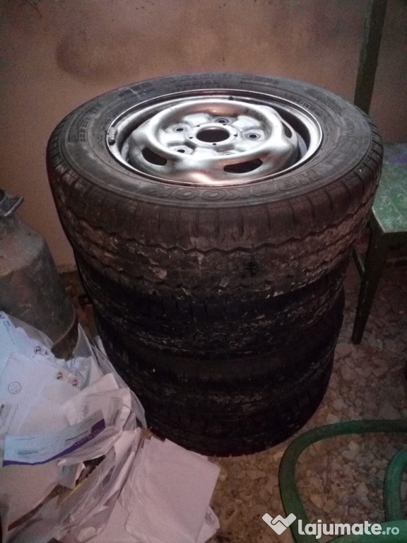 Roti Ford Transit