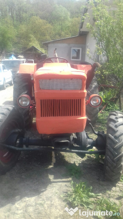 Tractor 550 4×4 Brașov