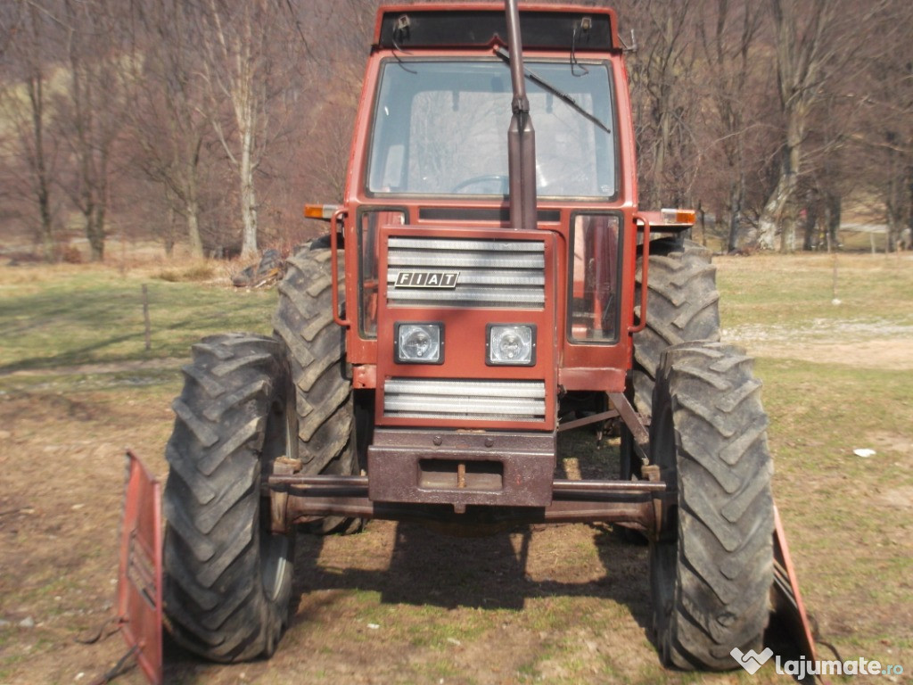 Tractor 880-5 dtc 88cp 4x4 sch cu mai mic si diferenta