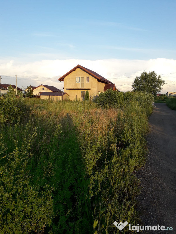 Casa Parter+Etaj in Varteju, Judet Ilfov