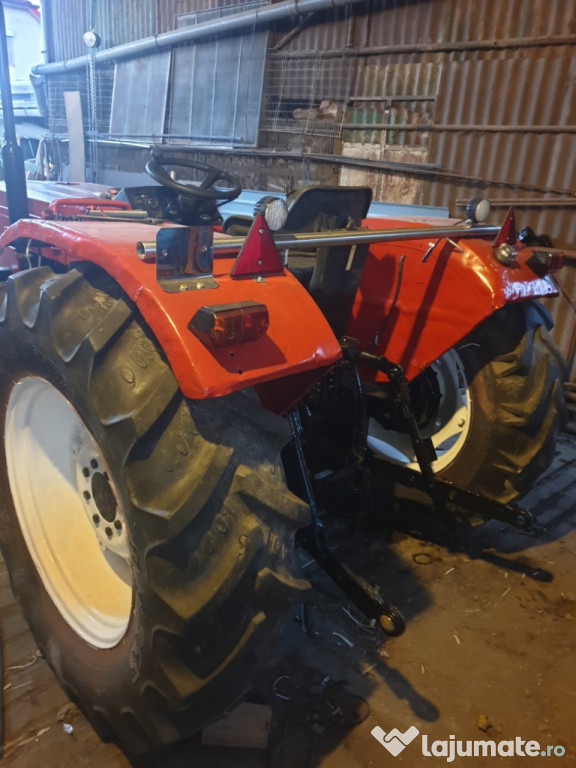 Universal 445
