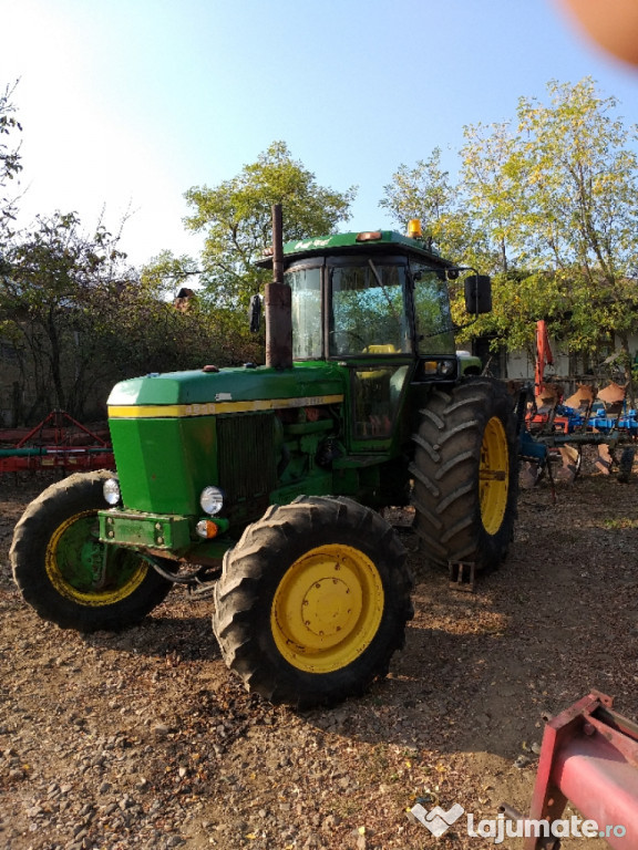 Tractor 4x4 John Deere 4230