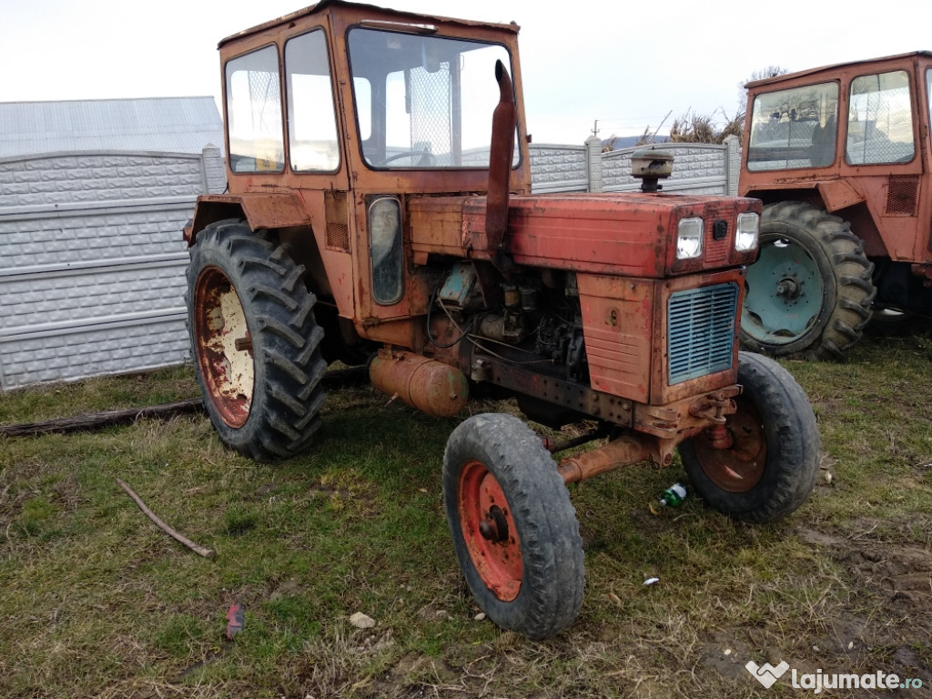 Tractor Universal 650 românesc
