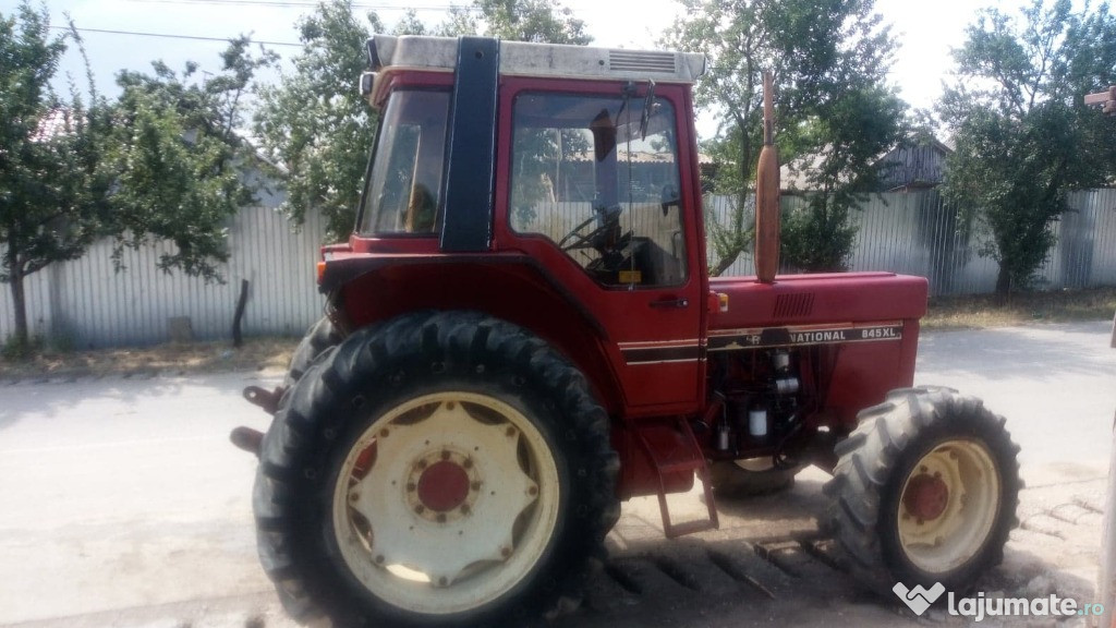 Tractor case 845 xl 85 cai recent adus din Franta