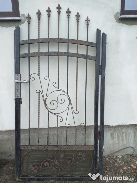 Poartă fier!