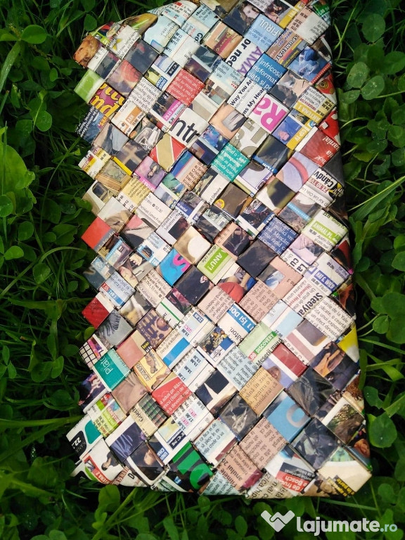 Geanta handmade din hârtie