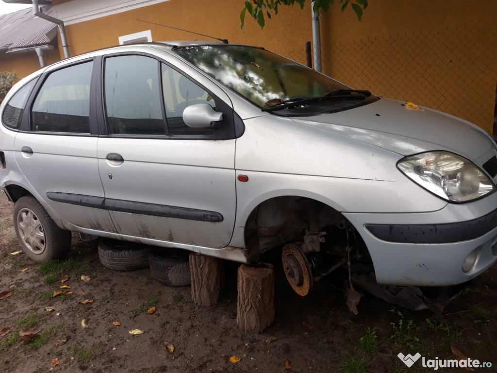 Dezmembrez renault scenic