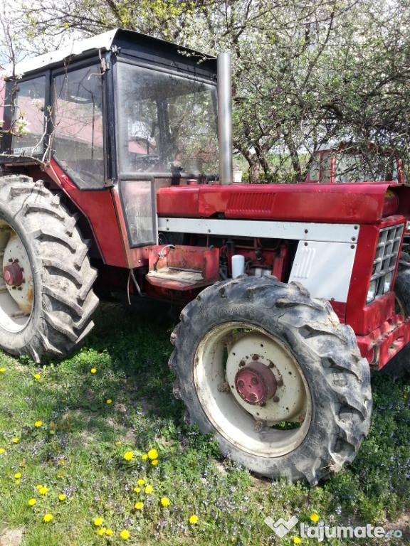 International 1246