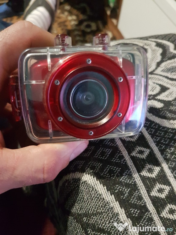 Mini camera cross