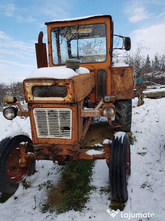 Tractor u 650