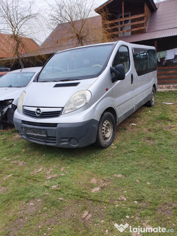 Dezmembrari opel vivaro trafic an 2008-2009