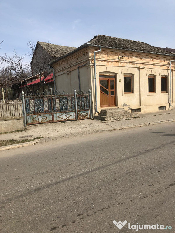 Casa in comuna Plenița