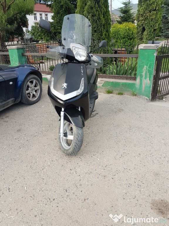 Scuter Peugeot vivacity