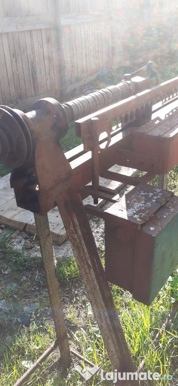 Strung pentru lemn.