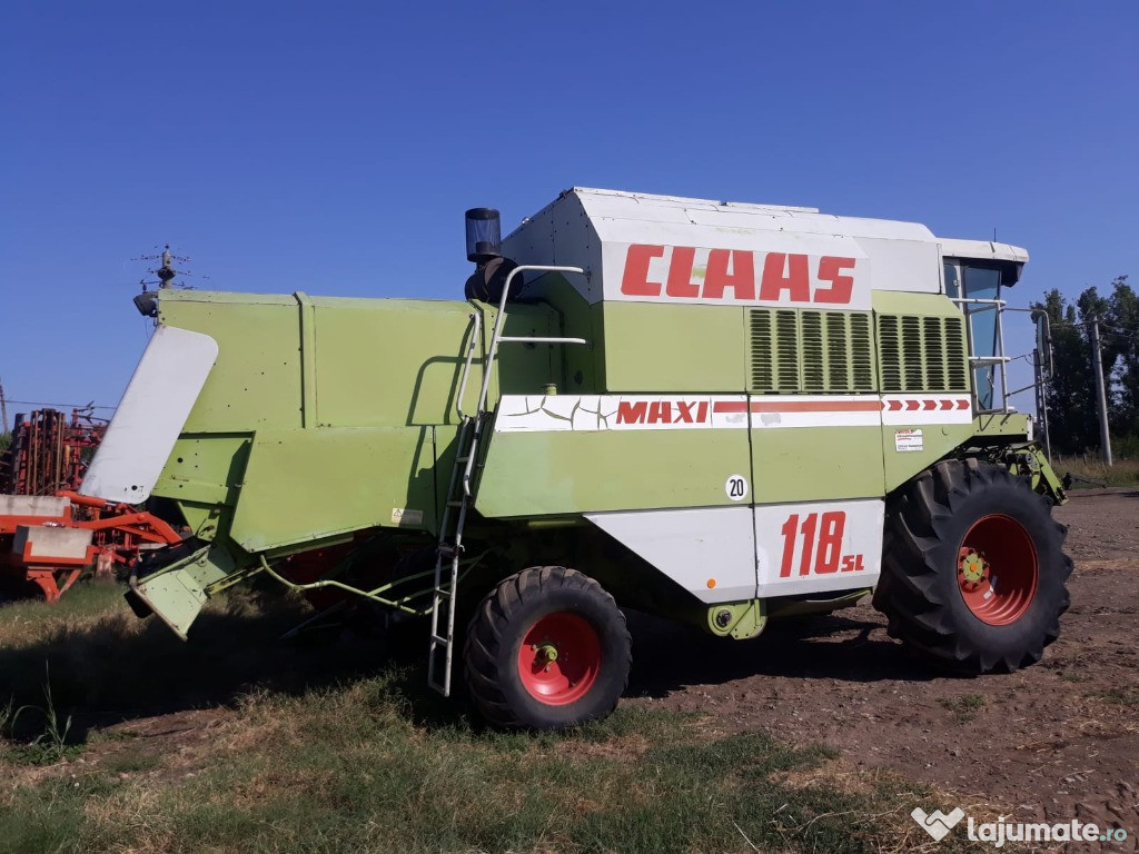 Combina Claas tip Dominator 118 SL
